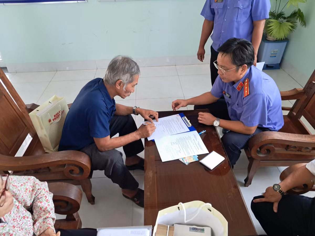 VKSND tinh Tay Ninh boi thuong nguoi bi bat oan hon 2,5 ty dong