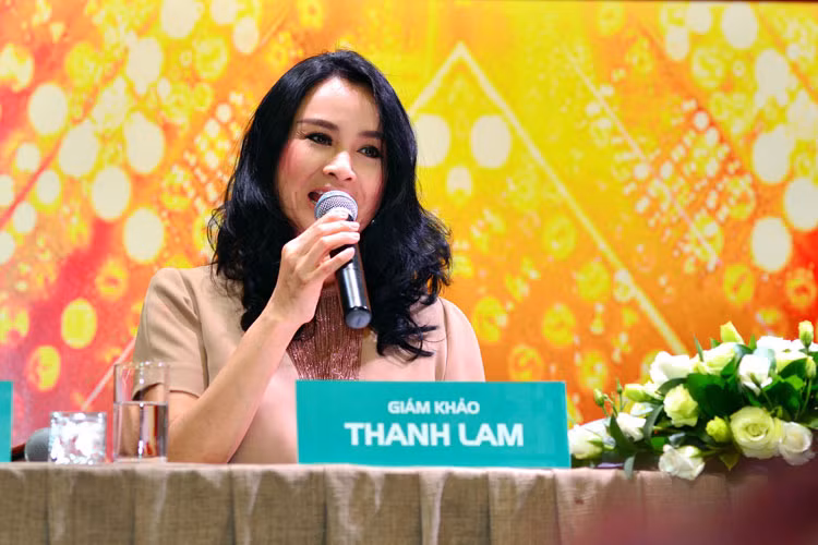 Trong khi đó, diva Thanh Lam cũng bày tỏ quan điểm: “Thí sinh chương trình Nhân tố bí ẩn chất lượng và vô cùng đáng yêu". 