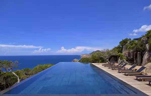 Tùy vào từng loại, giá phòng tại đây dao động từ 700 - trên 800 USD (trên 17 triệu đồng).