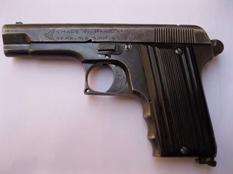 Một khẩu TT-33 do Pakistan tự sản xuất. Nguồn ảnh: Wiki.