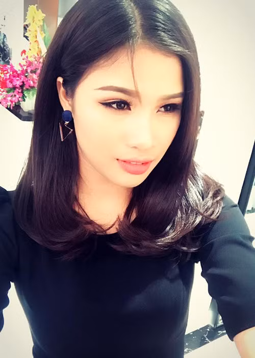 Không còn mộc mạc như hồi thi Hoa hậu Hoàn vũ Việt Nam 2015, Nguyễn Thị Thành cá tính, sành điệu hơn ở hiện tại. Ảnh: FBNV