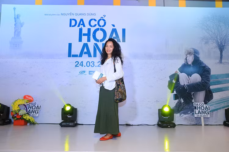 Dàn gương mặt khách mời của buổi ra mắt phim “Dạ cổ hoài lang” còn gồm đạo diễn Nguyễn Hoàng Điệp.