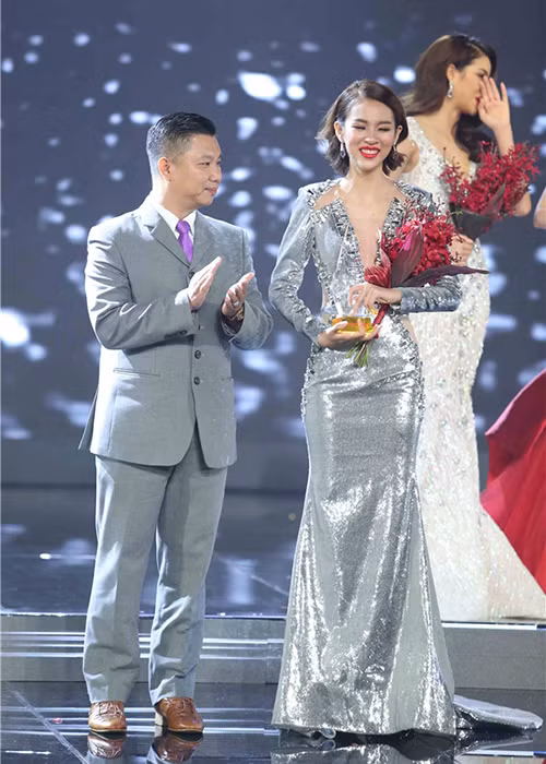 Tháng 9/2016, Phí Phương Anh trở thành quán quân The Face 2016. Cô được đánh giá sở hữu gương mặt rất thời trang, thân hình mảnh mai cùng khả năng giao tiếp khéo léo. Ảnh: Thế giới trẻ