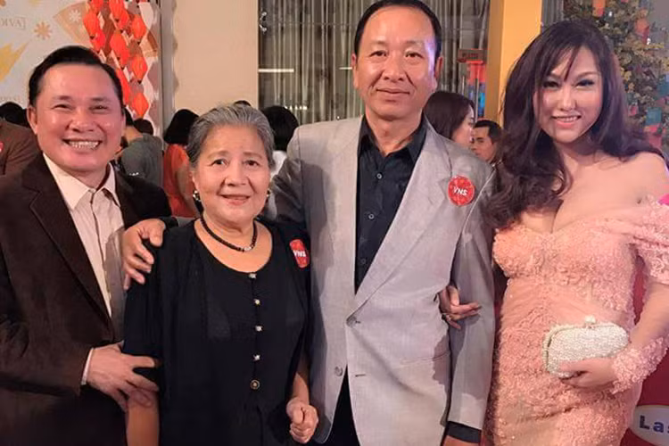 Sau scandal ly hon, Phi Thanh Van - Bao Duy gio ra sao?-Hinh-6