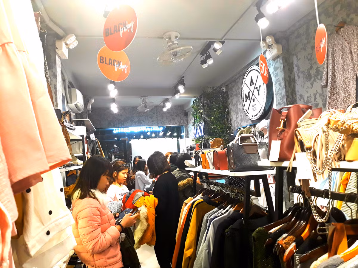 Do xo mua thoi trang giam gia khung dip Black Friday-Hinh-11