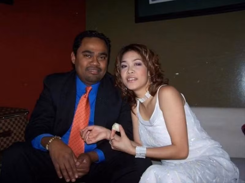 Dũng Taylor từng thay Thu Phương về Việt Nam đón con hai con riêng của nữ ca sĩ - Duy Hải và Thanh Thảo sang Mỹ đoàn tụ với mẹ. Sau đó, ông bầu cùng Thu Phương nuôi dạy, chăm sóc Duy Hải và Thanh Thảo. Ảnh: Saostar.