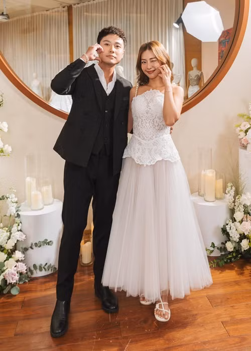 Người hâm mộ cho rằng Thanh Sơn và Khả Ngân xứng đôi vừa lứa, có tướng phu thê. Ảnh: FBNV.