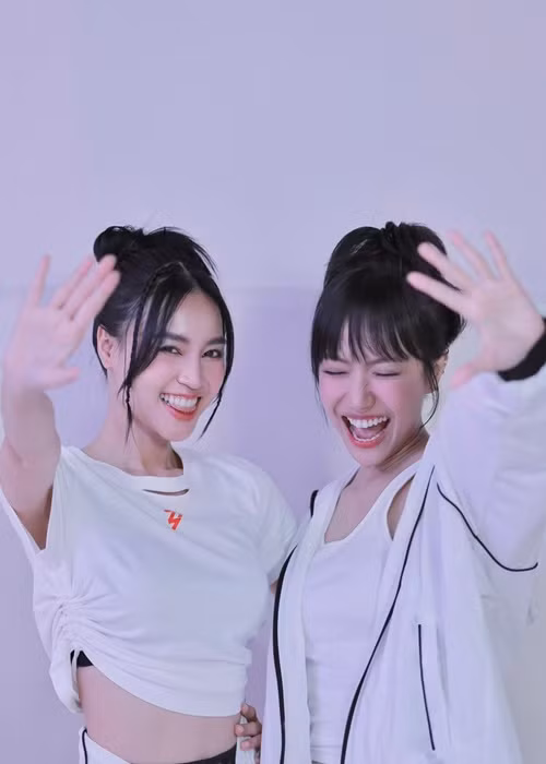  Diệu Nhi - Ninh Dương Lan Ngọc là hai trong số 30 nữ nghệ sĩ tham gia Chị đẹp đạp gió rẽ sóng. Ảnh: FBNV.