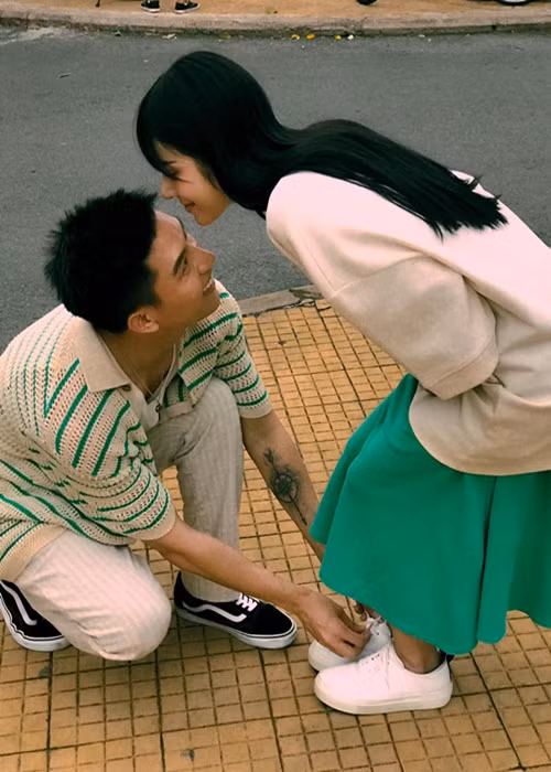 Theo Hoa Học Trò, cả hai bất ngờ hủy theo dõi Instagram của nhau. Ngoài ra, Lyly và Anh Tú không xuất hiện bên nhau.