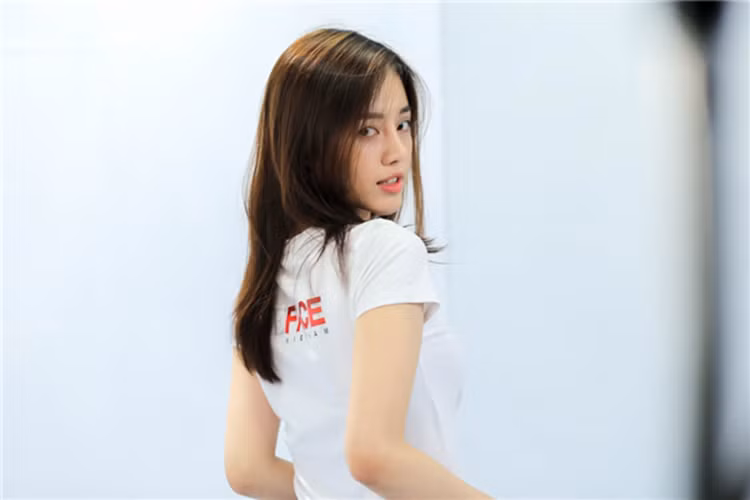 Tập 1 The Face 2017 vừa chính thức lên sóng. Một trong những gương mặt đáng chú ý nhất là Nguyễn Đặng Khánh Linh. Ảnh: Thể thao văn hóa