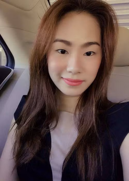 Lương Bích Hữu rất trân quý tình cảm và sự ủng hộ của các nhà báo dành cho cho cô trong suốt thời gian qua. Nhân ngày 21/6, cô gửi chúc các nhà báo: “Sức khỏe, hạnh phúc, luôn có cái tâm sáng và đam mê với nghề”.