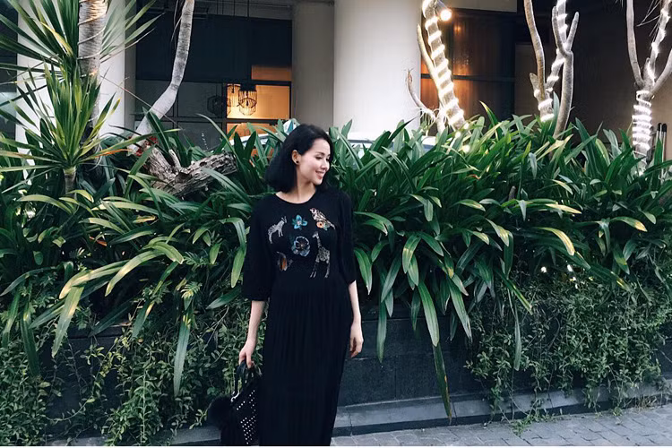 Tâm Tít tiết lộ thông tin và hình ảnh mang bầu lần thứ 2 khi đã ở tuần thai kỳ thứ 22. Lúc này, vóc dáng của cô vẫn khá thon gọn. Ảnh: FBNV
