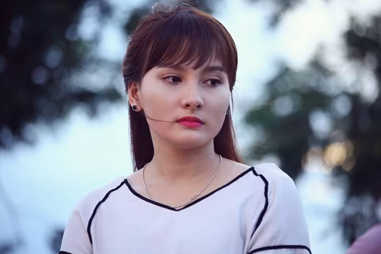 Năm 2014, diễn viên Bảo Thanh đoạt giải Nữ diễn viên phim truyền hình xuất sắc cho vai diễn trong “Người chồng điên” tại Cánh diều vàng. Gần đây, cô được đông đảo khán giả truyền hình biết đến với vai diễn trong “Sống chung với mẹ chồng”. Ảnh: FBNV