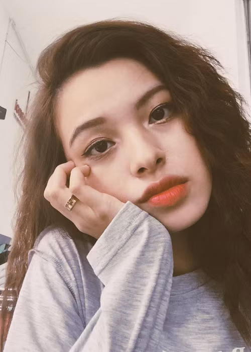 Trước khi chương trình lên sóng, Tú Hảo đã dính nghi vấn là thí sinh team Lan Khuê lọt vào chung kết khi diễn viên Thanh Vân gửi lời chúc Tú Hảo tỏa sáng trong đêm chung kết. Ảnh: FBNV