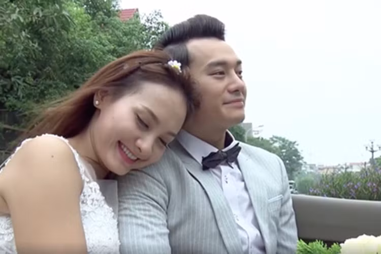 Bảo Thanh - Anh Dũng vào vai rất ngọt cặp đôi yêu nhau, háo hức bước vào cuộc sống lứa đôi. Ảnh: Vietnamnet