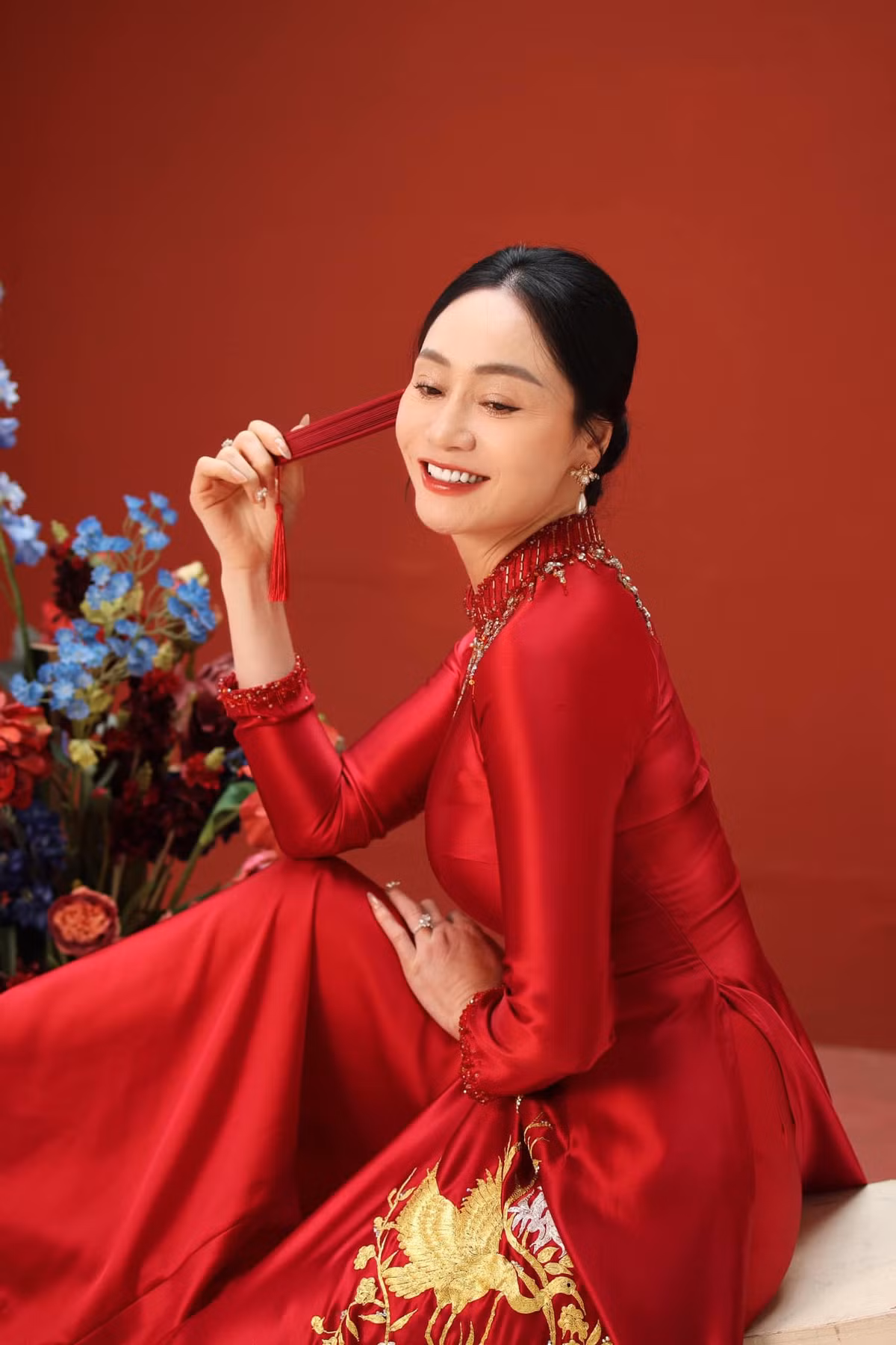Loạt ảnh gợi cảm hiếm thấy của diễn viên Quách Thu Phương tuổi U50 - Hình 17 Loat anh goi cam hiem thay cua dien vien Quach Thu Phuong tuoi U50-Hinh-17