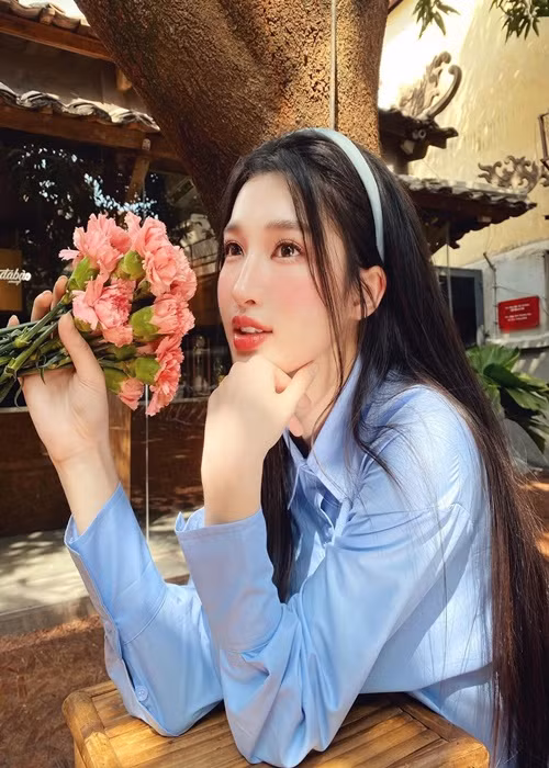 Phương Nhi khoe vẻ đẹp không tỳ vết khi chụp ảnh theo phong cách của Lưu Diệc Phi trong bộ phim Đi đến nơi có gió.