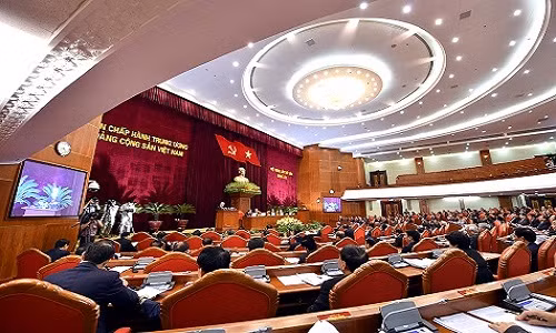 Ngay lam viec thu tu Hoi nghi Trung uong 6