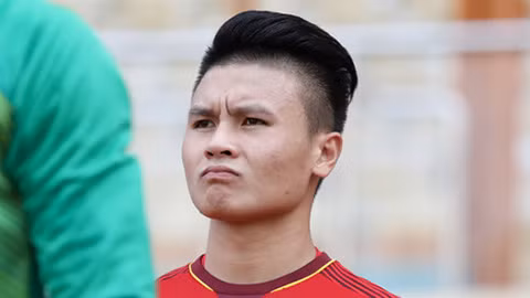 Tro ly thay Park tiec nuoi khi Ha Noi FC tu choi de Quang Hai ra nuoc ngoai