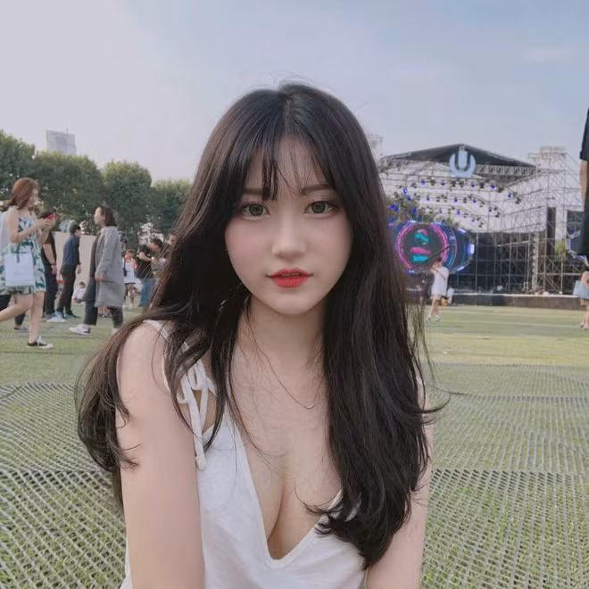 Có thể nói lễ hội âm nhạc điện tử Ultra Hàn Quốc là lễ hội tụ tập nhiều girl xinh, sexy bỏng mắt nhất châu Á!