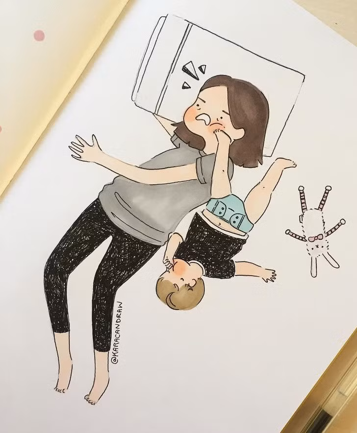 Làm mẹ rồi, muốn ngủ một giấc yên ổn tới sáng cũng là thử thách đấy. Hãy quen với việc trong đêm tối bỗng dưng thức giấc một cách đau điếng vì... bị con đạp. Nhưng mà điều đó có gì lớn lao đâu, việc xuất hiện một thành viên mới khiến gia đình nhỏ hạnh phúc hơn bao giờ hết.