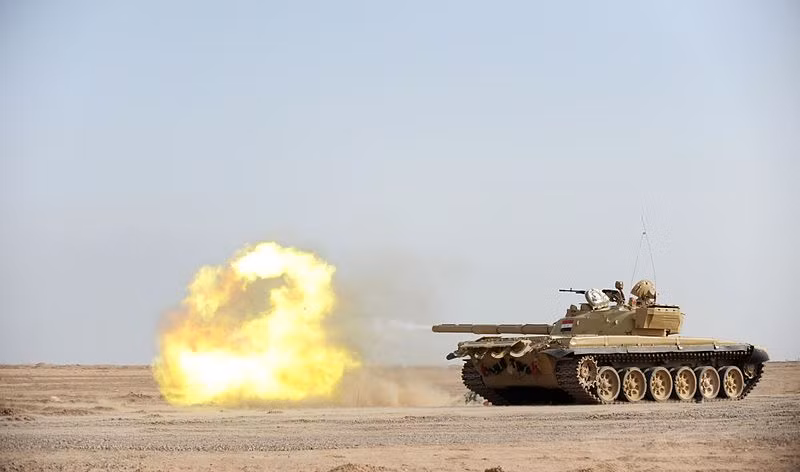 Pháo chính của T-72M1 cũng không phải là loại 2A46 mà là D-81TM nòng trơn cỡ 125mm, thiếu các hệ thống kiểm soát hỏa lực hiện đại.