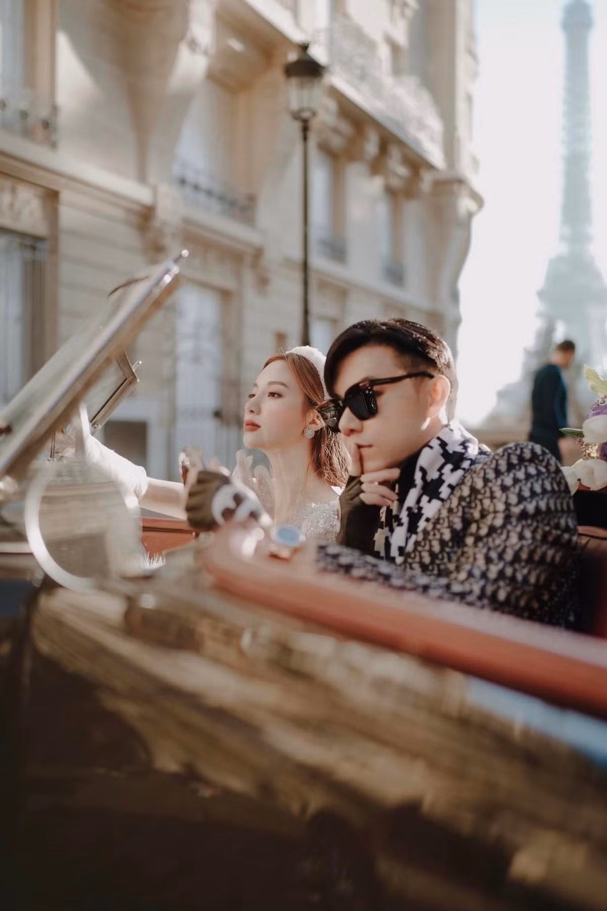 Sau khi nhóm tan rã hai thành viên còn lại giải nghệ, chuyển sang làm kinh doanh, riêng Hạnh Sino tiếp tục ca hát.