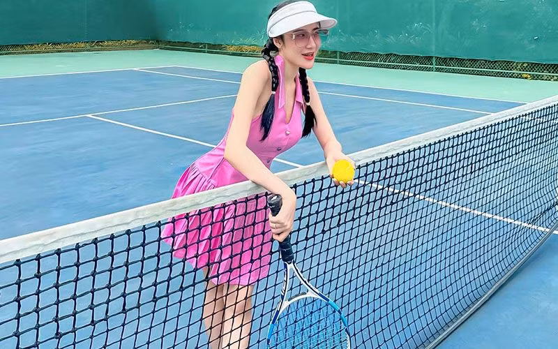 Nguyễn Nghi Văn sở hữu lượng người theo dõi lớn trên các nền tảng mạng xã hội như Facebook, Instagram, TikTok...