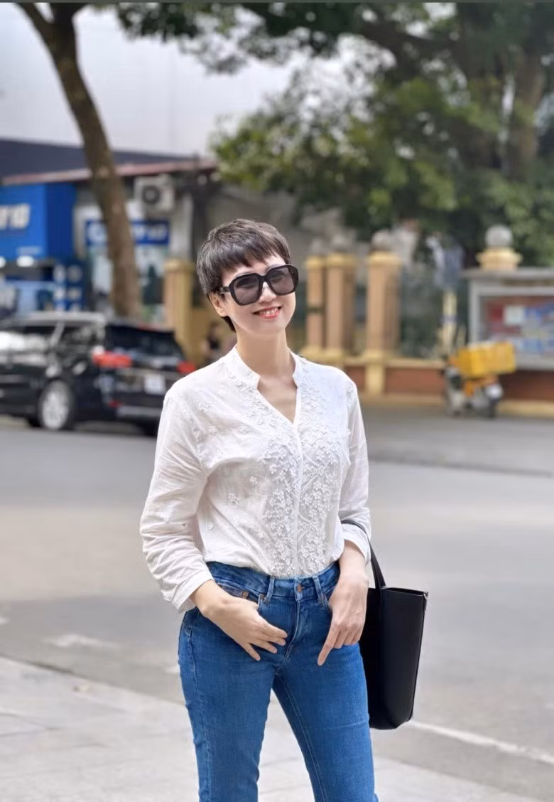 Nam cầu thủ người Thái Bình và gia đình bạn gái khá thân thiết. Đoàn Văn Hậu đã nhiều lần đi ăn, đi du lịch cùng gia đình bạn gái. Ảnh: Tổng hợp