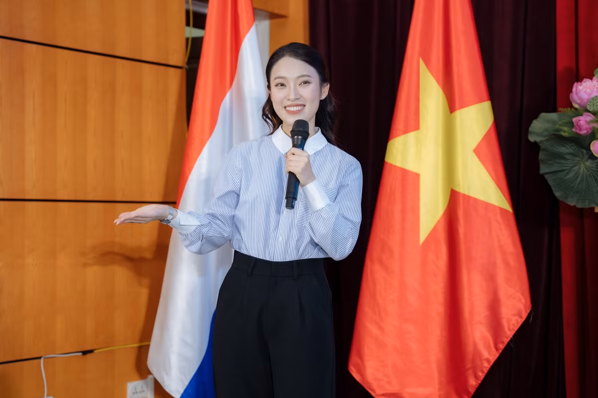Bản thân Khánh Vy thời gian qua đã có sự thay đổi vượt bậc trong gu thời trang.