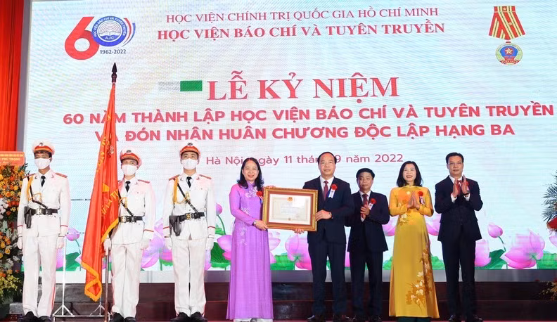 Hoc vien Bao chi va Tuyen truyen ky niem 60 nam thanh lap