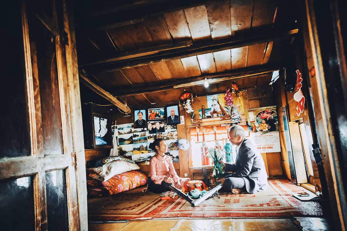“Được ghi lại hình ảnh về đám cưới – điều mà ông Thành luôn ấp ủ muốn làm cho người vợ của mình, đối với tôi, đó là cả một sự may mắn”.