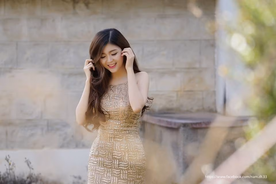 Sunny Linh (tên thật Vũ Thị Mỹ Linh), được đông đảo cộng đồng mạng biết đến với khuôn mặt xinh đẹp và nụ cười ngọt ngào không thể nào yêu hơn. Trang cá nhân của hot girl Đà Lạt đang nhận được gần 9k lượt người theo dõi. Ảnh trong bài: Facebook nhân vật.