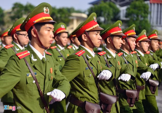 Khối cán bộ, giảng viên Học viện.