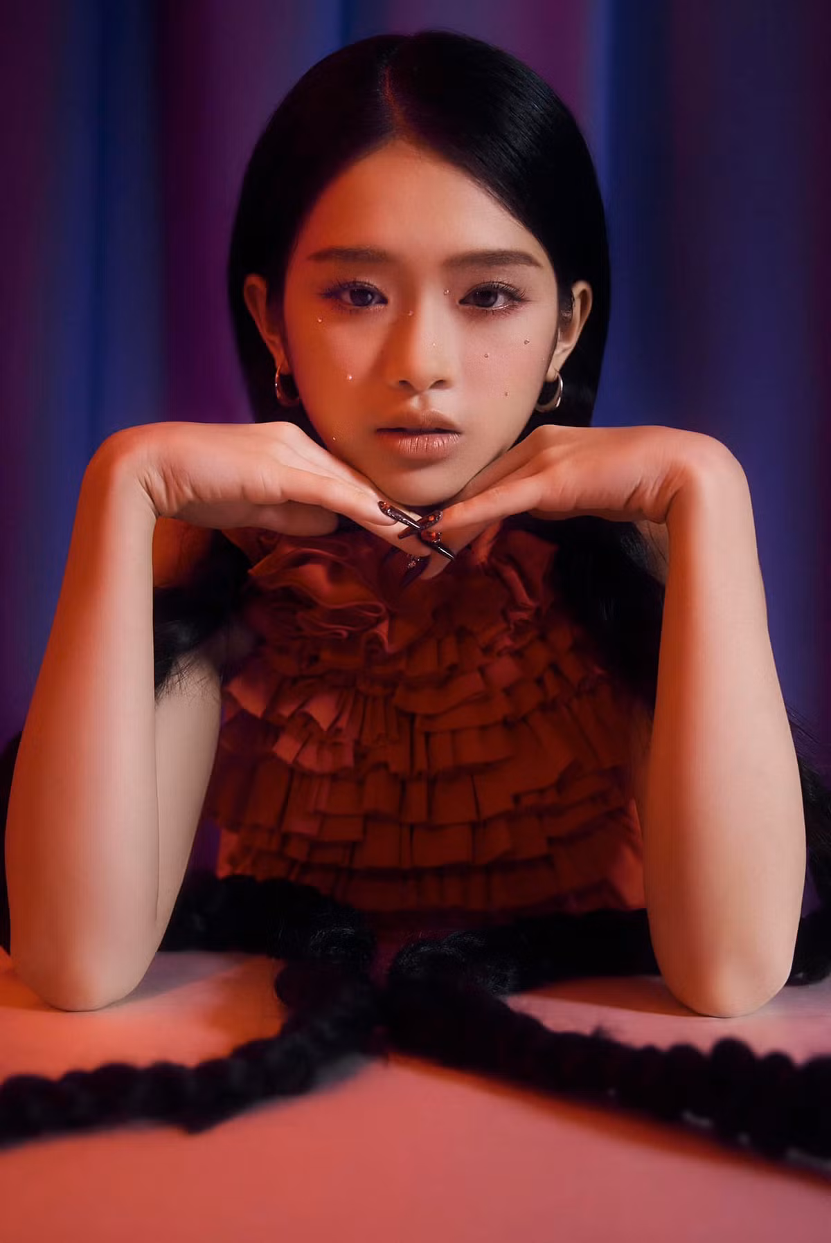 Nhìn Linh Ka, dân tình dễ liên tưởng đến hình ảnh một nữ idol thế hệ mới debut tại Việt Nam.