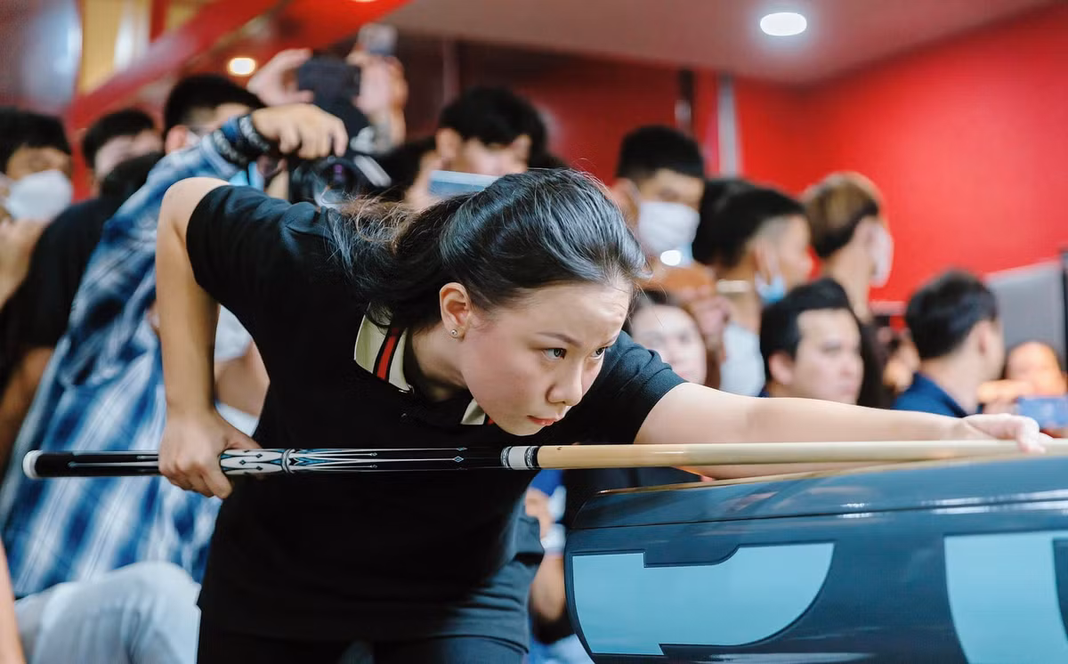 Cô gái trẻ đã chứng tỏ được năng khiếu của mình khi từng lọt vào tốp 8 tay cơ nữ hay nhất Việt Nam năm 2015 và 2016.