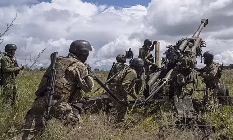 Gói viện trợ của Mỹ sẽ tăng thêm khả năng phản công của Ukraine. Đúng như cảnh báo của ông Oleksiy Danilov, Thư ký Hội đồng Quốc phòng và An ninh Quốc gia Ukraine vào hôm 17/4, rằng quân đội nước này đang chuẩn bị để bắt đầu cuộc phản công.