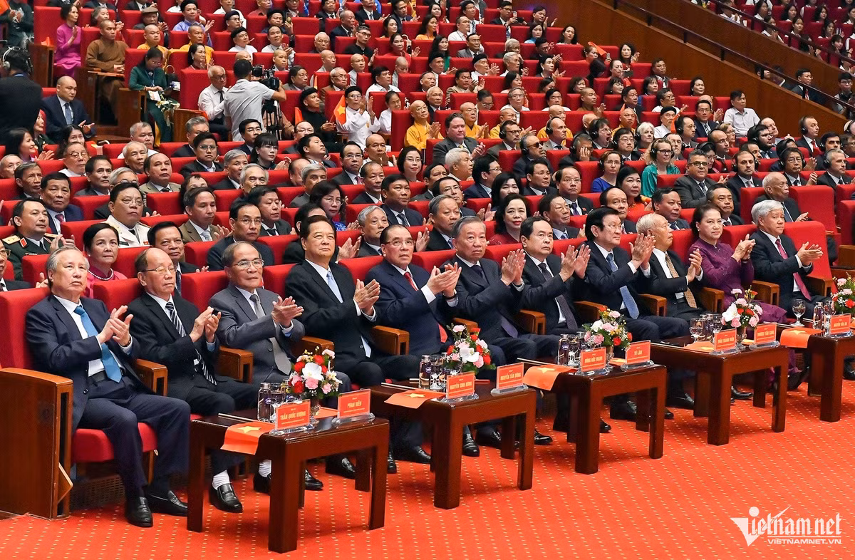 Le ky niem cap quoc gia 70 nam Ngay Giai phong Thu do-Hinh-8