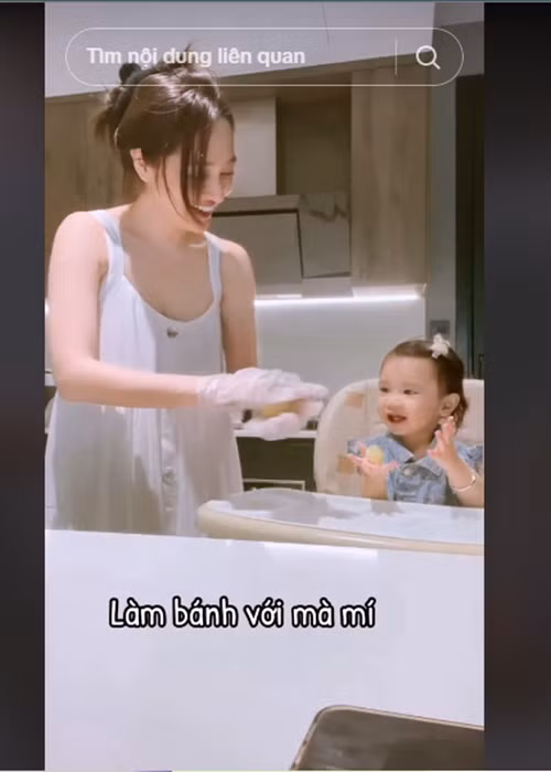 Hiện tại, Bảo Anh sống cùng con gái Misumi trong căn hộ. Ảnh: TikTok Bảo Anh.