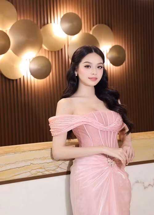 Theo Vietnamplus, Hoa hậu Thanh Thủy chính thức lên đường sang Nhật Bản thi hoa hậu vào ngày 28/10. Ảnh: FB Thanh Thủy.