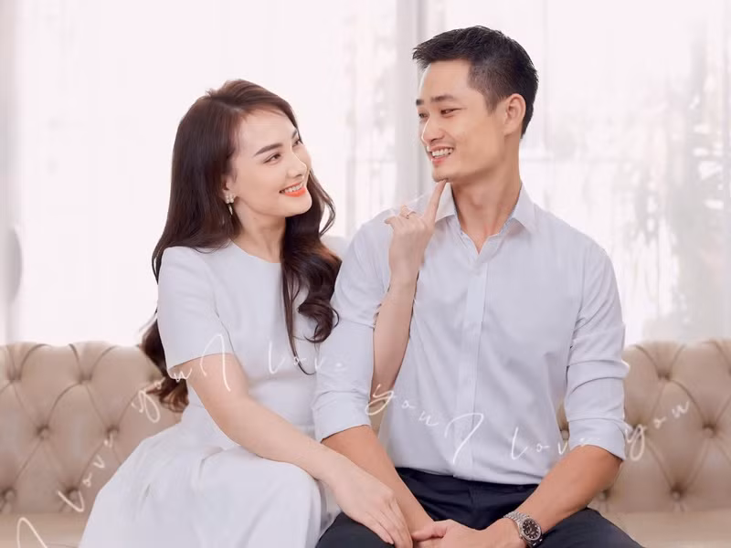 Bảo Thanh kết hôn năm 21 tuổi với Đức Thắng. Nữ diễn viên phim Về nhà đi con sinh con gái năm 2021 sau 10 năm có con trai đầu lòng. Ảnh: FB Bảo Thanh.