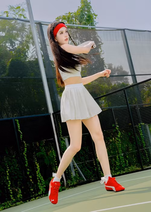  Người mẫu Ngọc Trinh vừa tung bộ ảnh trên sân pickleball. Ảnh: FB Ngọc Trinh.