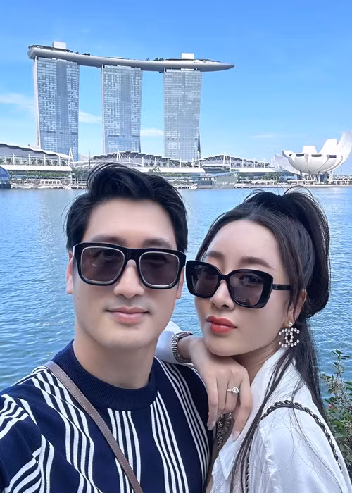 Trái với Thùy Anh, Ngọc Quỳnh vẫn hạn chế chia sẻ hình ảnh hẹn hò trên mạng xã hội. Ảnh: FB Thùy Anh.