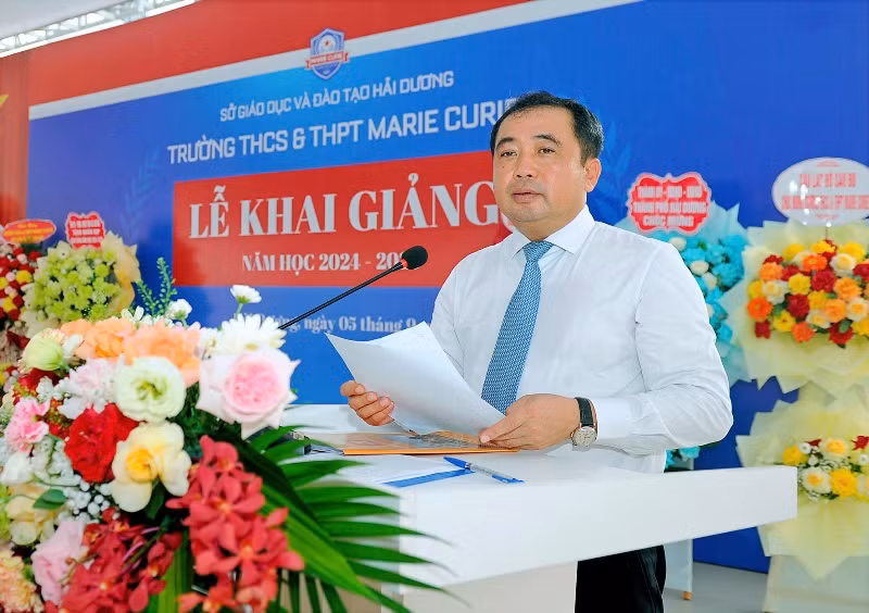 Bí thư Tỉnh ủy Hải Dương: Tạo điều kiện cho giáo dục phát triển - Hình 3 Bi thu Tinh uy Hai Duong: Tao dieu kien cho giao duc phat trien-Hinh-3