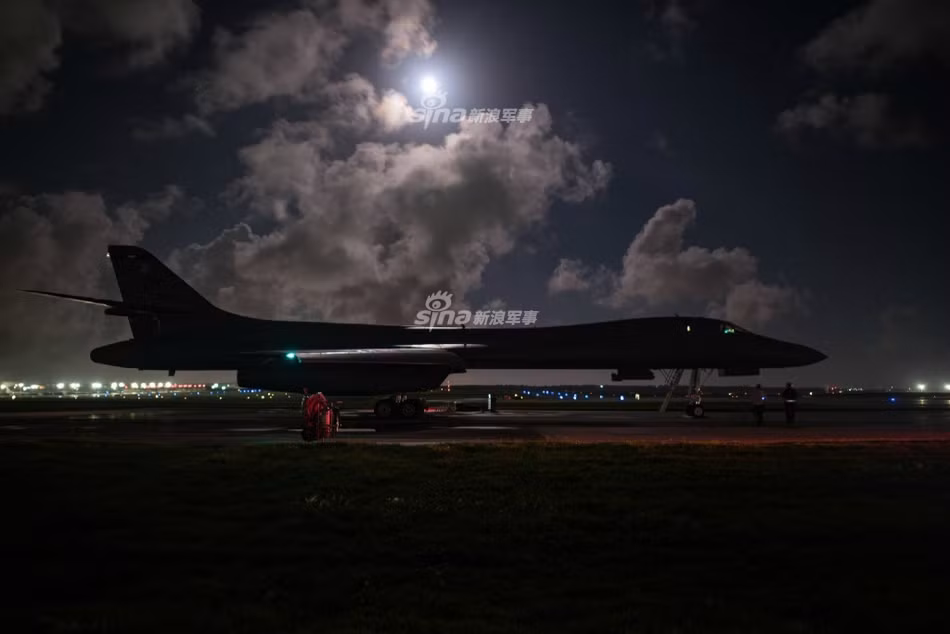 Trước sự xuất hiện của các máy bay ném bom chiến lược B-1B Lancer ở Hàn Quốc và cuộc tập trận quy mô lớn giữa Mỹ và Seoul, phía Bình Nhưỡng thậm chí còn dọa phát động một cuộc chiến tranh hật nhân để trả đũa. Nguồn ảnh: Sina.