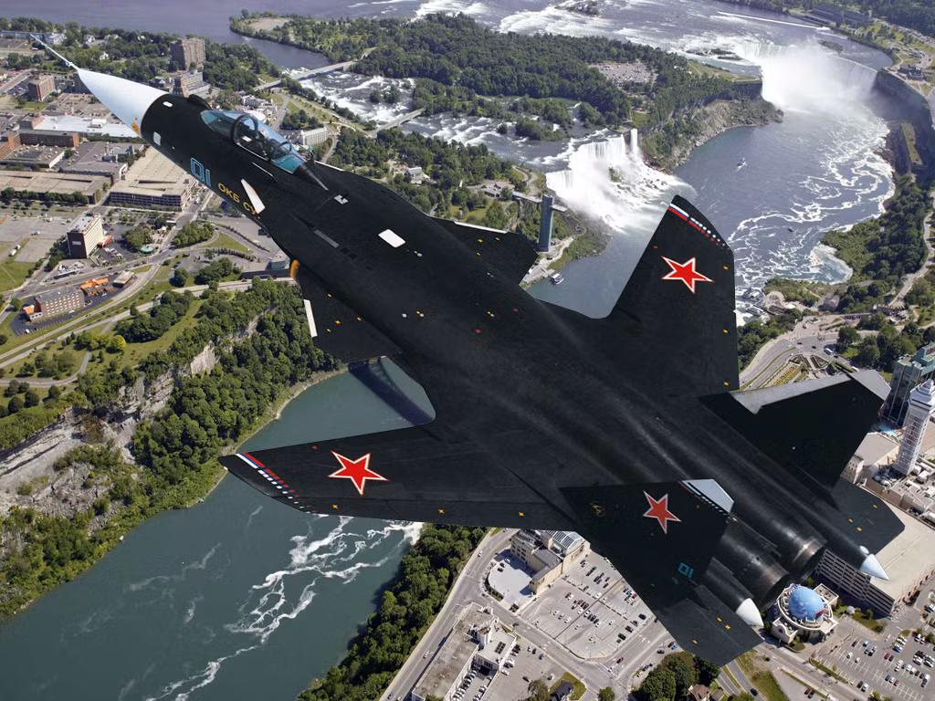 Điểm đặc biệt trong thiết kế của Su-47 chính là tiện nghi tối đa dành cho phi công. Cụ thể, chiếc ghế của Su-47 có khả năng tối ưu hóa độ gập để giảm thiểu tối đa lực g tác động lên phi công trong những tình huống cơ động cực kỳ đặc thù của chiếc Su-47 trên không. Nguồn ảnh: Pagani.