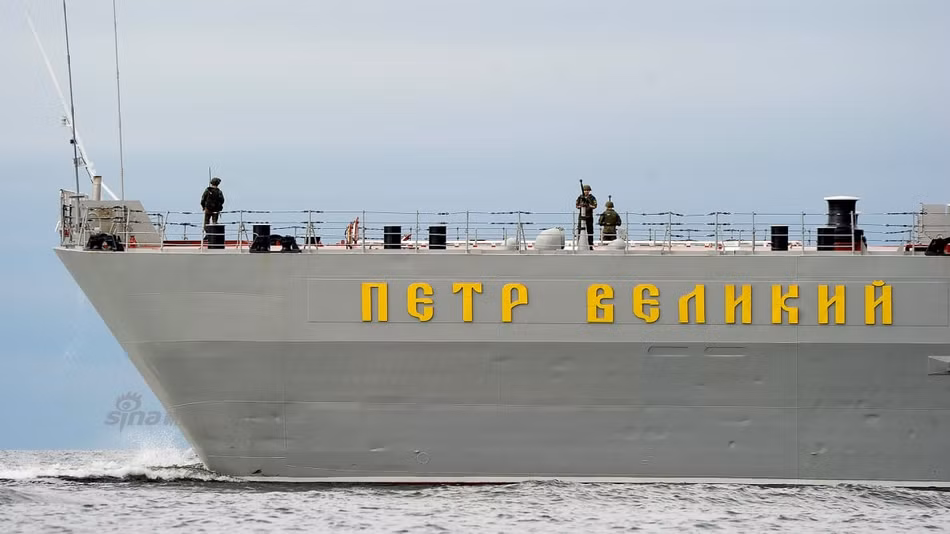 Dự kiến, tham gia cuộc tập trận này sẽ có khoảng 10 tàu chiến đến từ Nga và 3 tàu chiến đến từ Trung Quốc. Các tàu chiến của Nga tham gia cuộc tập trận thuộc biên chế của Hạm đội biển Baltic và đã tập trung tại cảng Kaliningrad đầy đủ từ tuần trước. Kaliningrad cũng là cảng chính của Hạm đội biển Baltic, Nga. Nguồn ảnh: Sina.