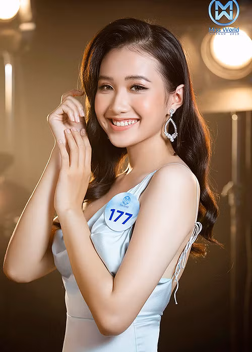 Theo đó, thí sinh có lượt bình chọn cao nhất của vòng Chung khảo phía Nam, Chung khảo phía Bắc sẽ được đặc cách lọt thẳng vào vòng Chung kết toàn quốc Miss World Việt Nam 2019.