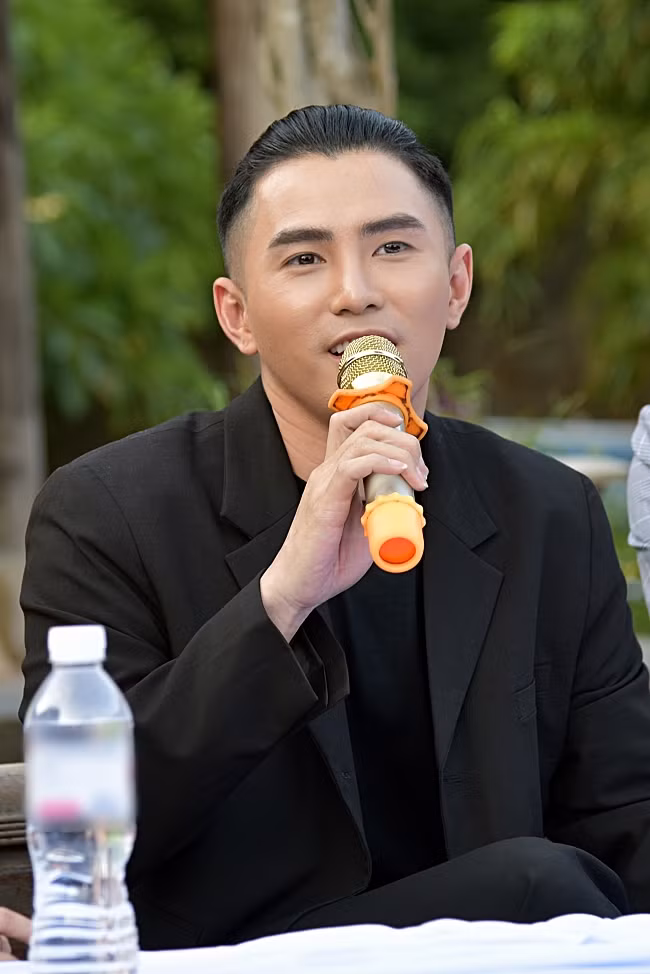 Will trong vai Lý Cường con Bá Kiến.