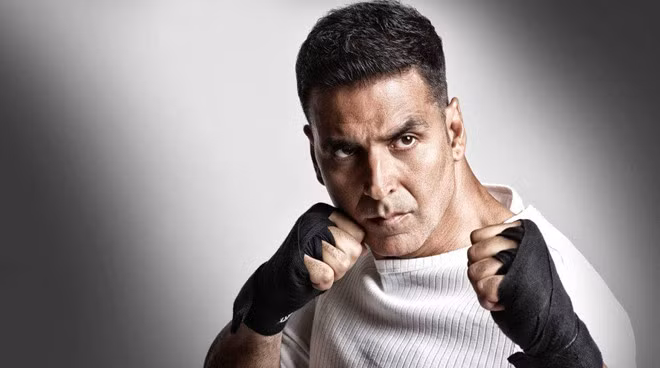 65 triệu USD là số tiền mà tài tử đình đám Ấn Độ Akshay Kumar nhận được. Sắp tới, ngôi sao 52 tuổi sẽ xuất hiện trong hàng loạt tác phẩm có kinh phí đầu tư lớn là Good News, Housefull 4, Laxmmi Bomb và Sooryavanshi.